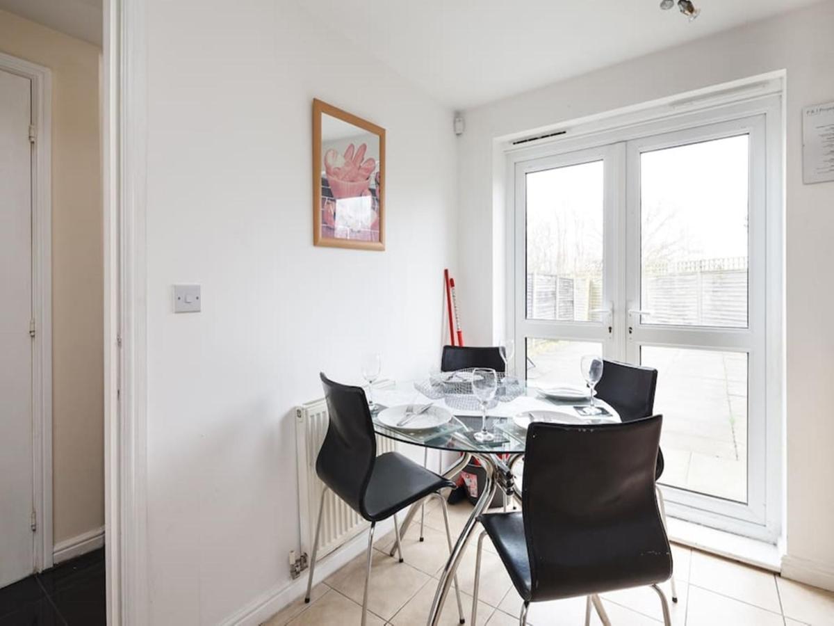 Casa de hóspedes My-places Abbotsfield Court Townhouse 4 4*
